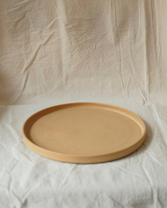 Ocher plate / 23 cm